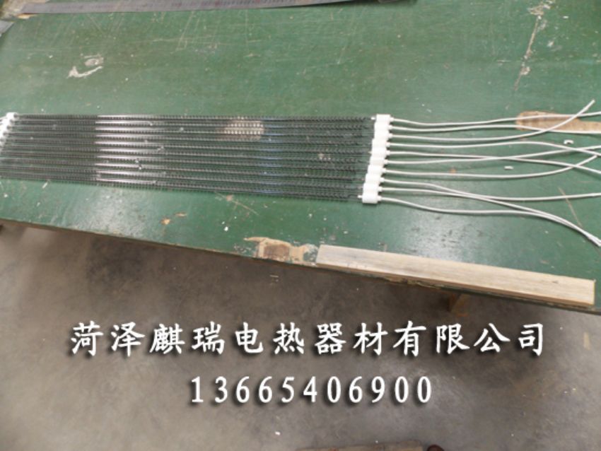點(diǎn)擊查看詳細(xì)信息<br>標(biāo)題：碳纖維石英電熱管 閱讀次數(shù)：2525